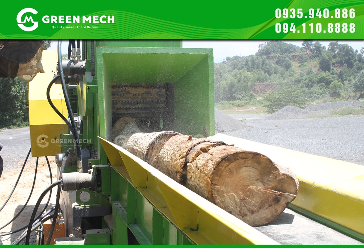 Máy nghiền gỗ GREENMECH nghiền được nhiều loại gỗ có kích cỡ khác nhau 