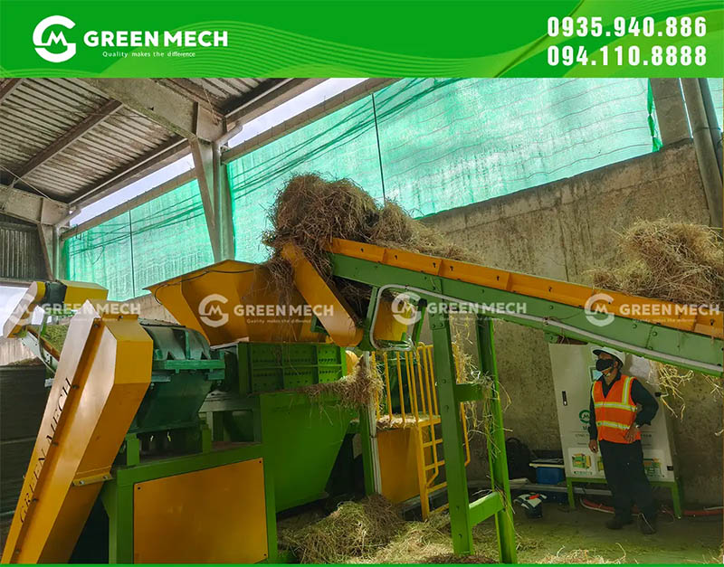 Máy được chế tạo với vật liệu bền, chịu lực tốt, hoạt động ổn định trong môi trường công nghiệp